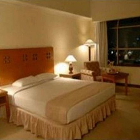 Oasis Amir Hotel Джакарта Екстериор снимка