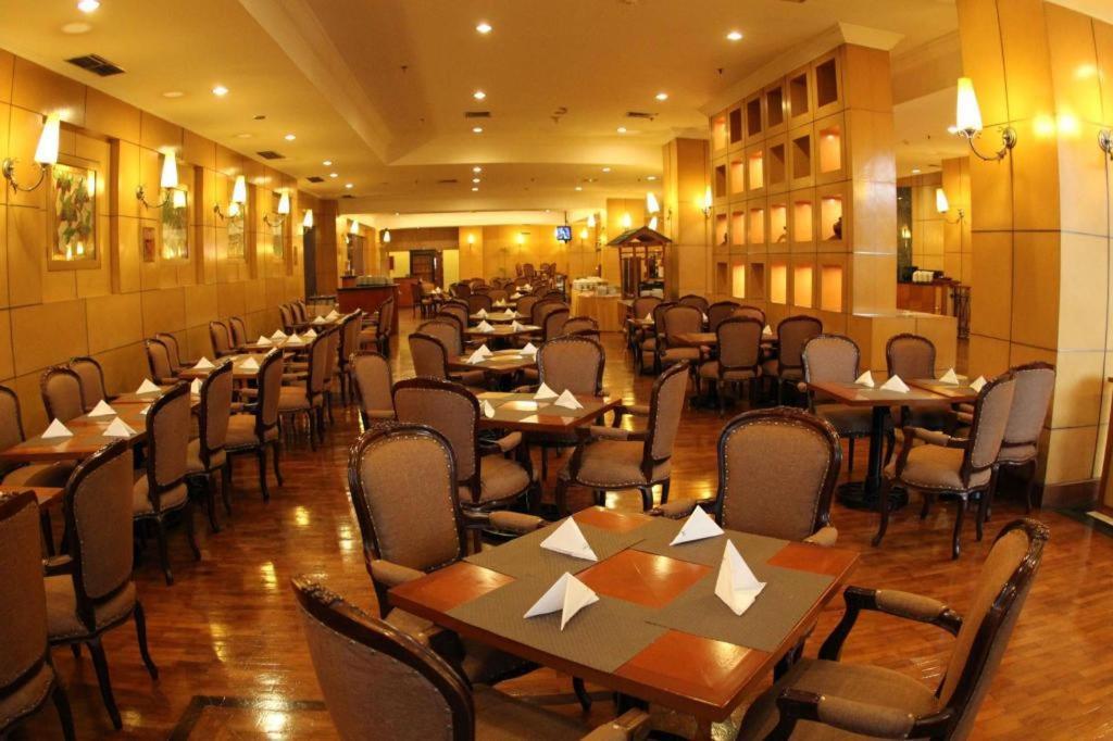 Oasis Amir Hotel Джакарта Екстериор снимка