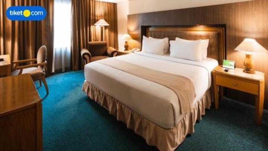 Oasis Amir Hotel Джакарта Екстериор снимка
