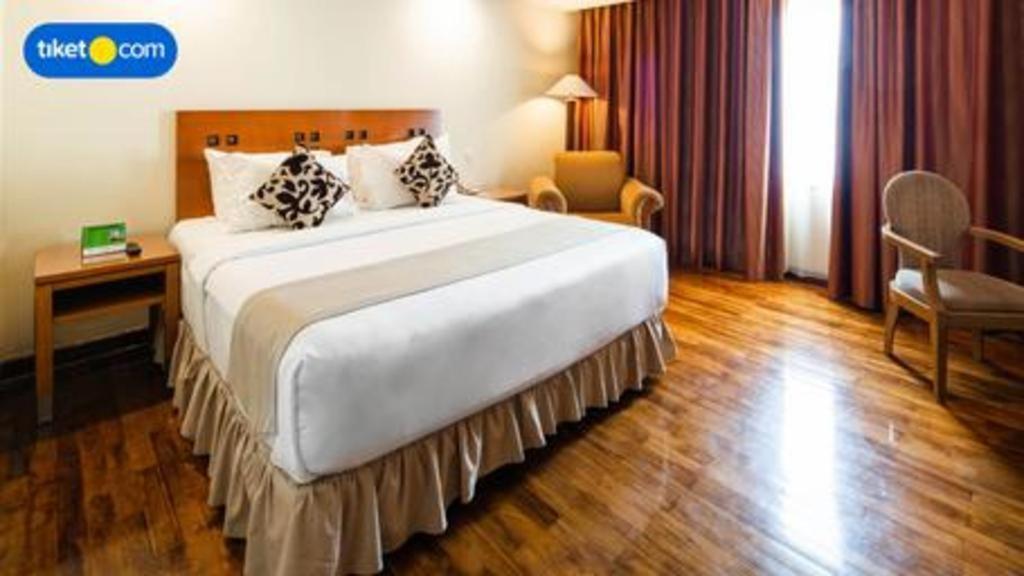Oasis Amir Hotel Джакарта Екстериор снимка