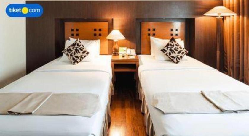 Oasis Amir Hotel Джакарта Екстериор снимка