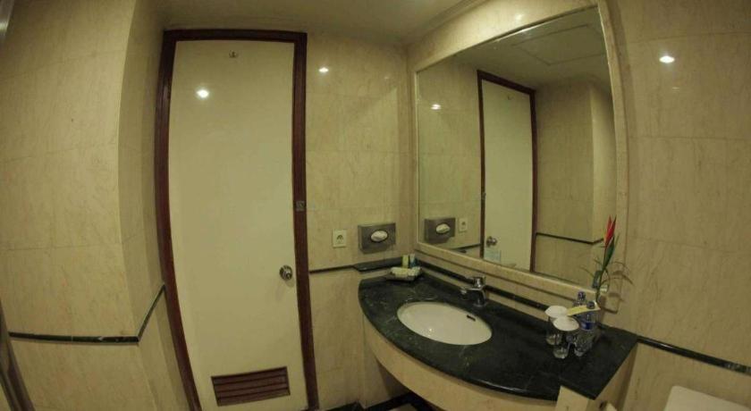 Oasis Amir Hotel Джакарта Екстериор снимка